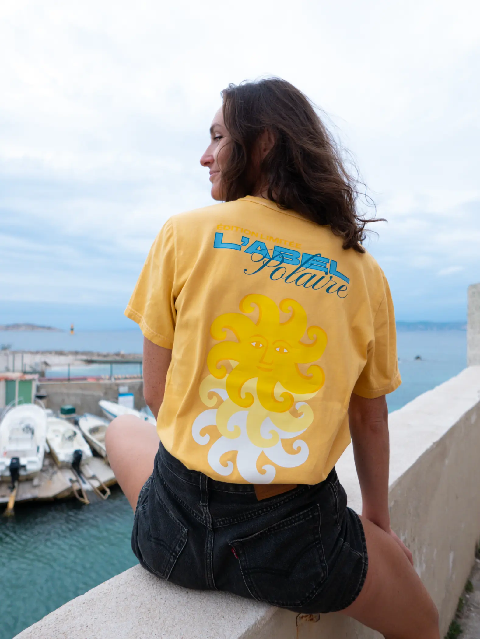 tee-shirt-jaune-soleil-02